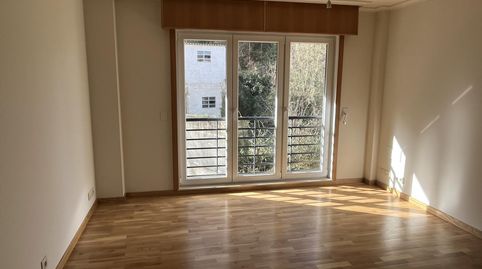 Foto 4 de Pis en venda a Carrer Rúa de Laxobre, 24, Oseiro, Arteixo