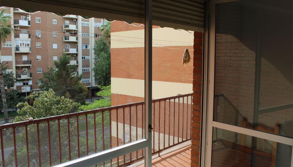 Piso en venta en Avenida Sinforiano Madroñero, 28, Valdepasillas - La Paz - Huerta Rosales, Badajoz Capital - imagen 1 Foto 1 de Piso en venta en Avenida Sinforiano Madroñero, 28, Valdepasillas - La Paz - Huerta Rosales, Badajoz Capital
