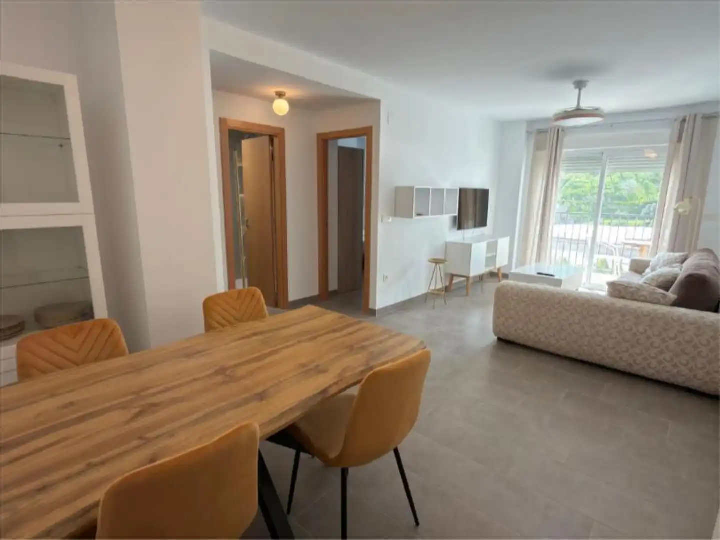 Sala de estar de Piso de alquiler en Albuñol con Piscina, Amueblado y Balcón
