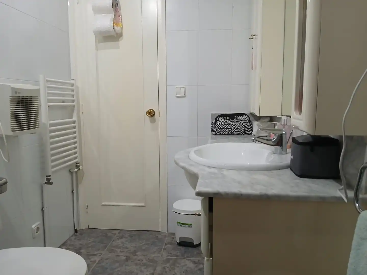 Wohnung zum Verkauf in Carrer Abat Oliba, 35, Malgrat de Mar Badezimmer von Wohnung zum Verkauf in Malgrat de Mar mit Klimaanlage