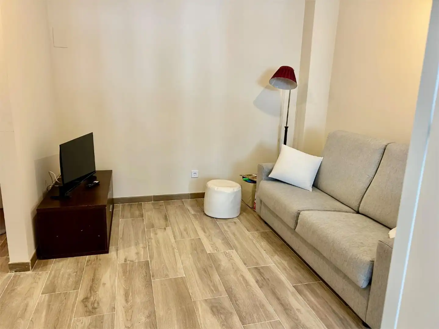 Piso en venta en Calle Leopoldo Pardo, 2, Castilla - Hermida Sala de estar de Piso en venta en Santander con Terraza
