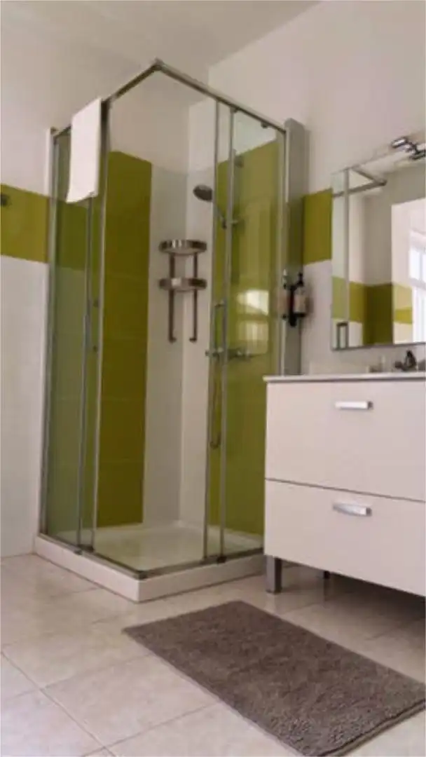 Apartament de lloguer a Bouzas Bany de Apartament de lloguer en Vigo amb Calefacció i Moblat