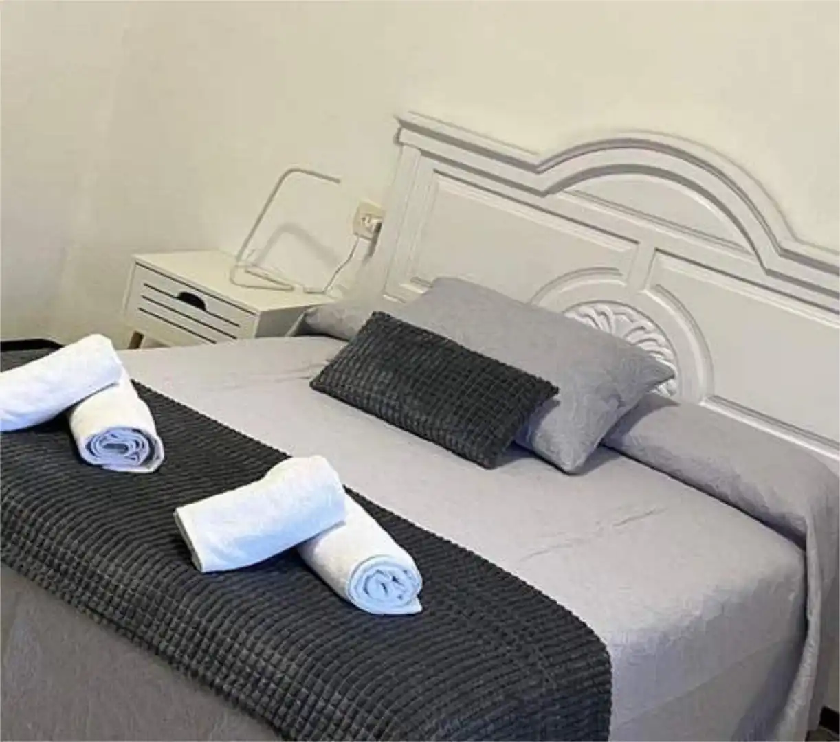 Schlafzimmer von Wohnung zur Miete in Aldeanueva de Ebro mit Möbliert