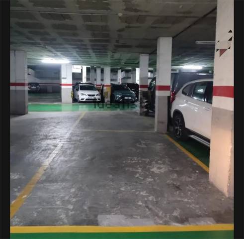 Garaje en Alquiler en Carrer de Llefià, 67 en Gorg