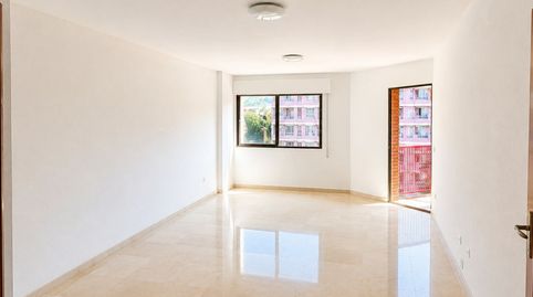 Foto 3 de Piso en venta en Avinguda Oscar Espla, 23, Benalúa, Alicante / Alacant