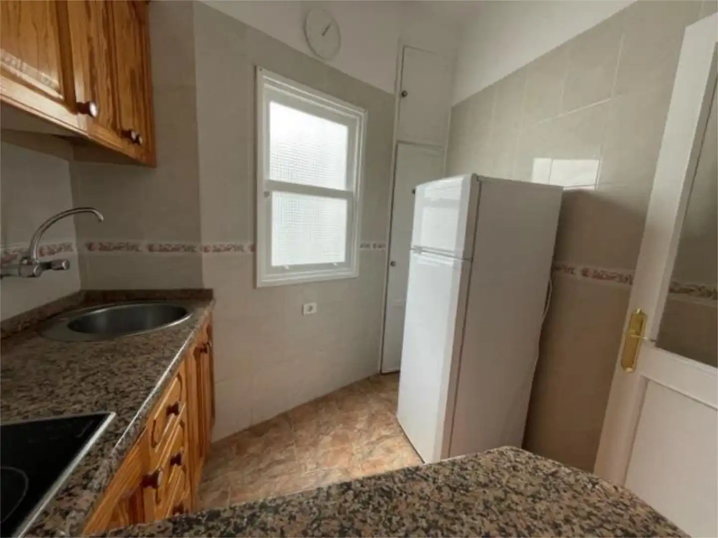 Flat for sale in Calle San Juan, 107, La Cuesta -Finca España Kitchen of Flat for sale in San Cristóbal de la Laguna with Parquet flooring and Furnished