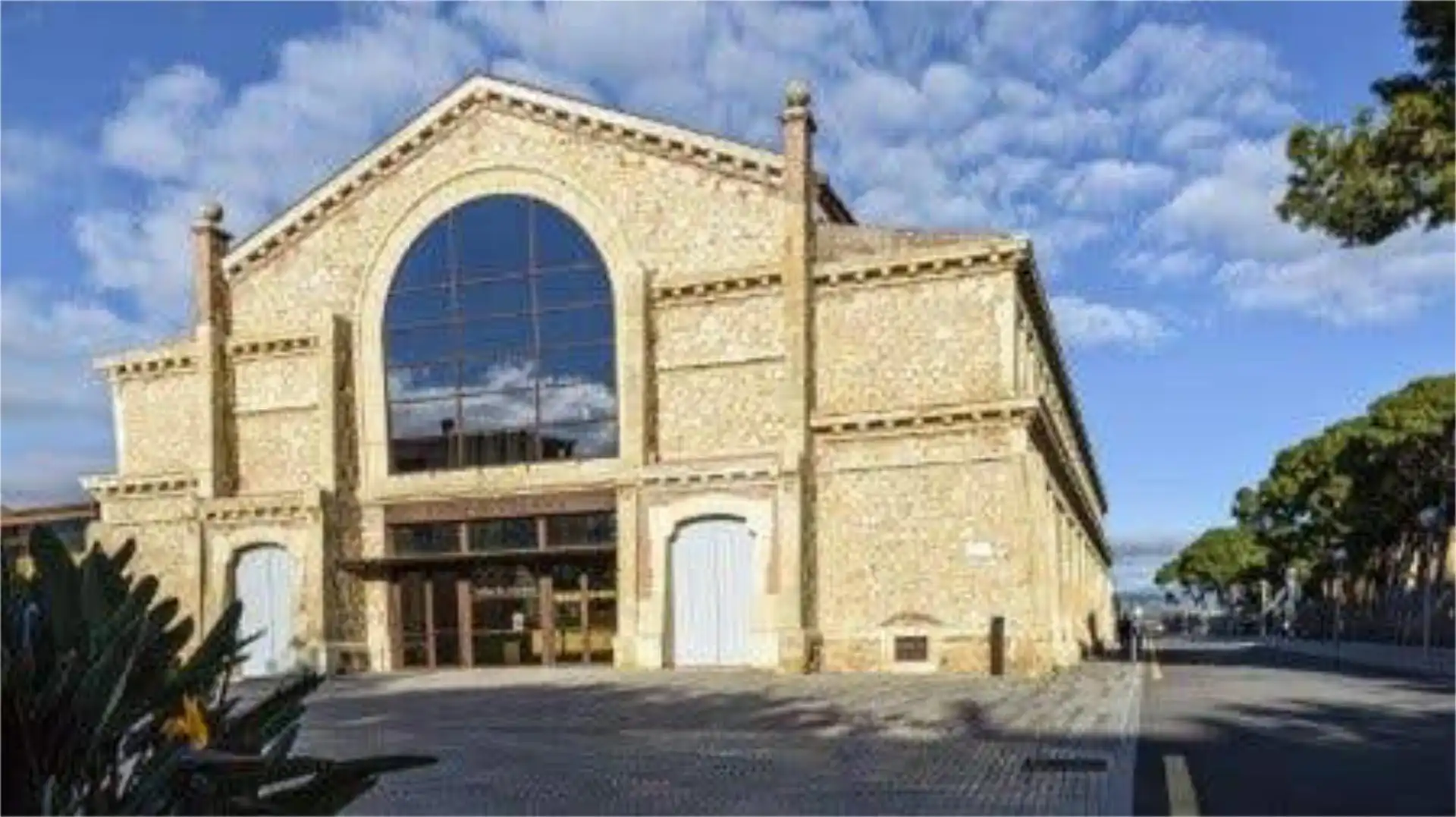 Vista exterior de Piso de alquiler en Vila-seca con Calefacción y Terraza