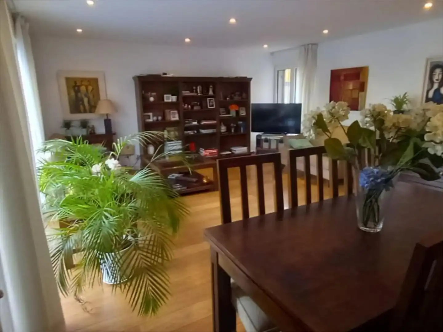 Casa o chalet en venta en Calle Amadeo Vives, 43, Las Matas - Peñascales Sala de estar de Casa o chalet en venta en Las Rozas de Madrid con Terraza, Piscina y Balcón