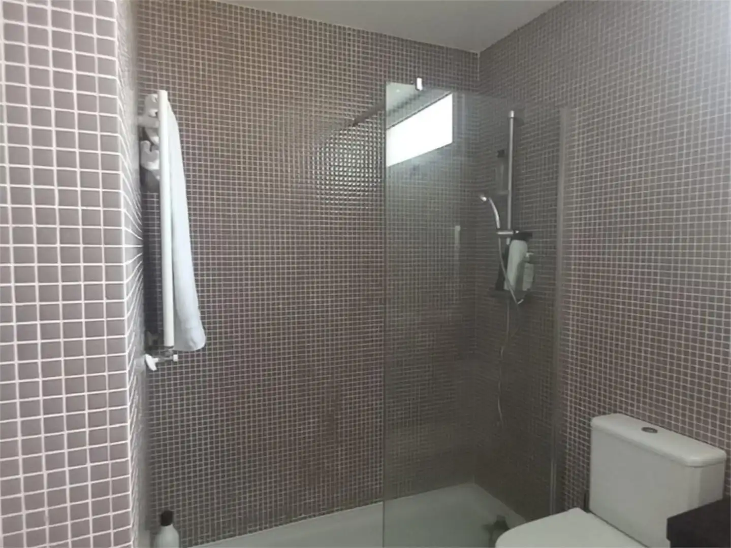 Casa o chalet en venta en Calle Amadeo Vives, 43, Las Matas - Peñascales Baño de Casa o chalet en venta en Las Rozas de Madrid con Terraza, Piscina y Balcón
