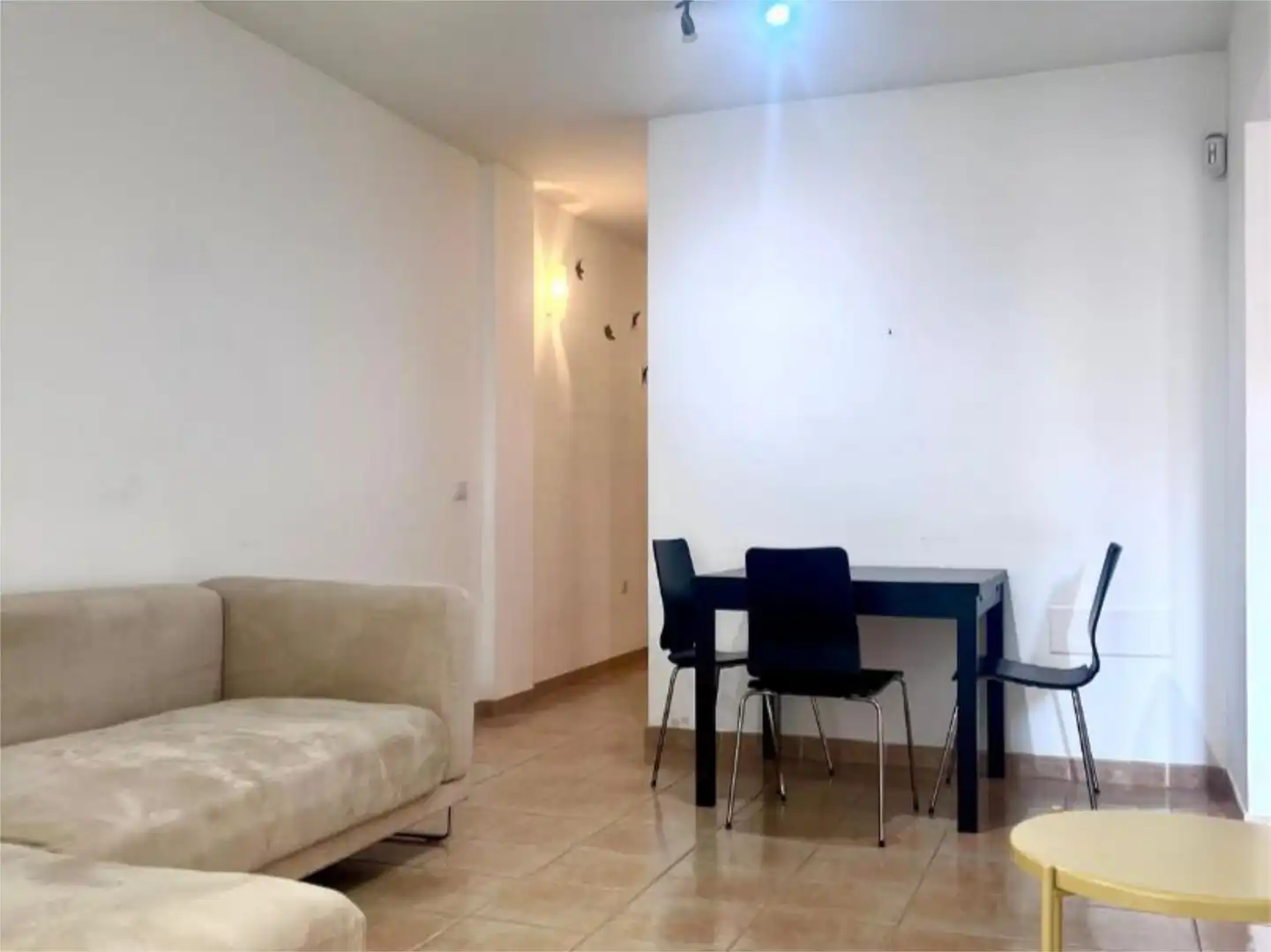 Piso en venta en Calle Isla de la Graciosa, 41, San Isidro Comedor de Piso en venta en Granadilla de Abona con Terraza y Balcón
