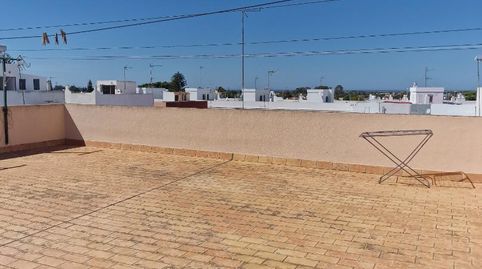 Foto 3 de Piso de alquiler en Calle Olvera, 2, Núcleo urbano, Chiclana de la Frontera