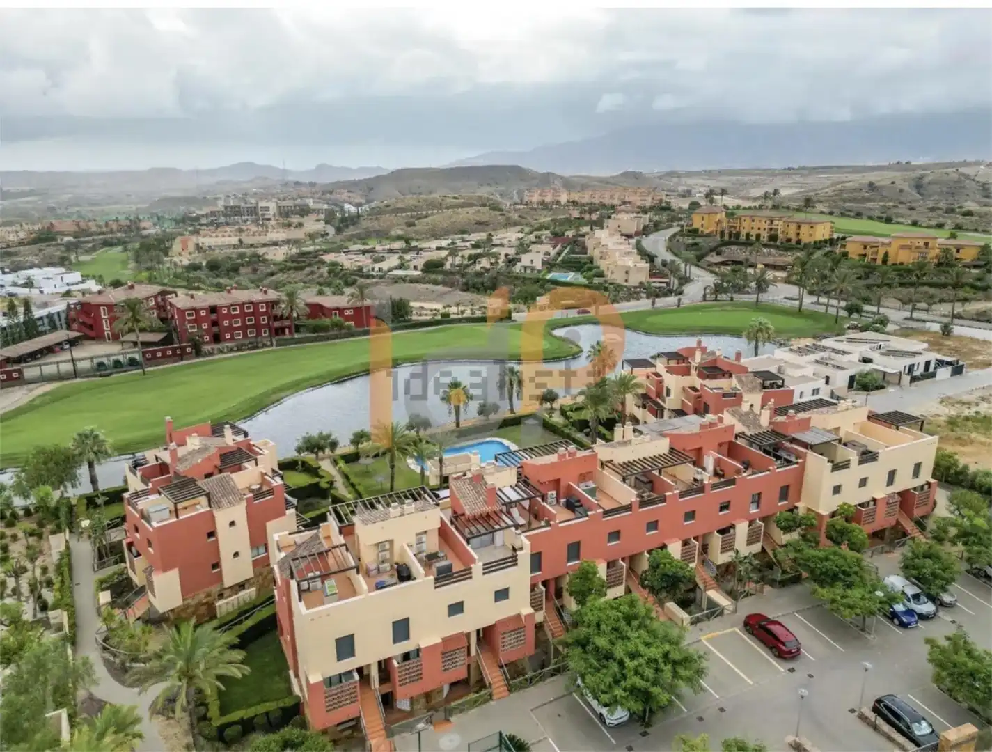 Dúplex en venta en Avenida Valle del Sol, 2, Golf Valle Este Vista exterior de Dúplex en venta en Vera con Terraza y Piscina