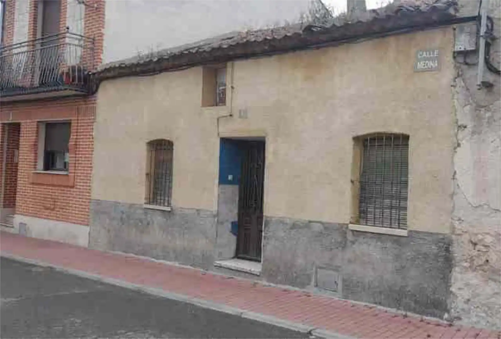 Vista exterior de Casa o xalet en venda en San Miguel del Arroyo