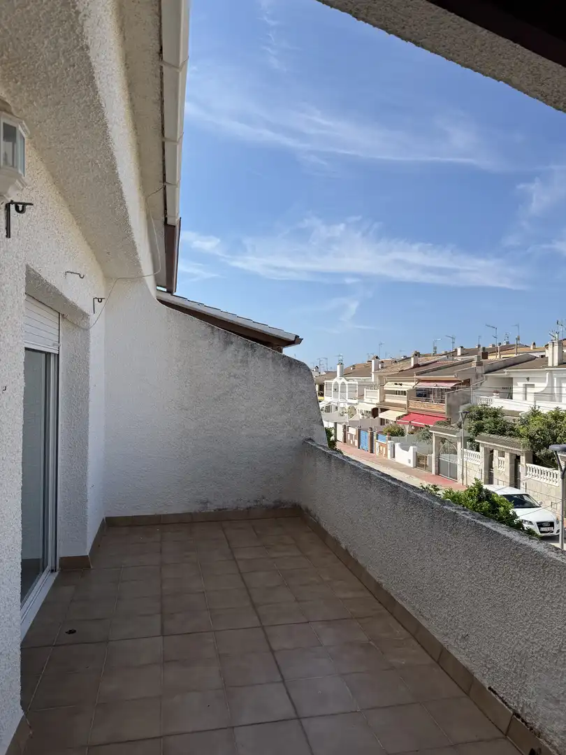 Casa o xalet en venda a Carrer de les Basses, 40, Cunit Residencial Terrassa de Casa o xalet en venda en Cunit amb Jardí privat, Terrassa i Moblat