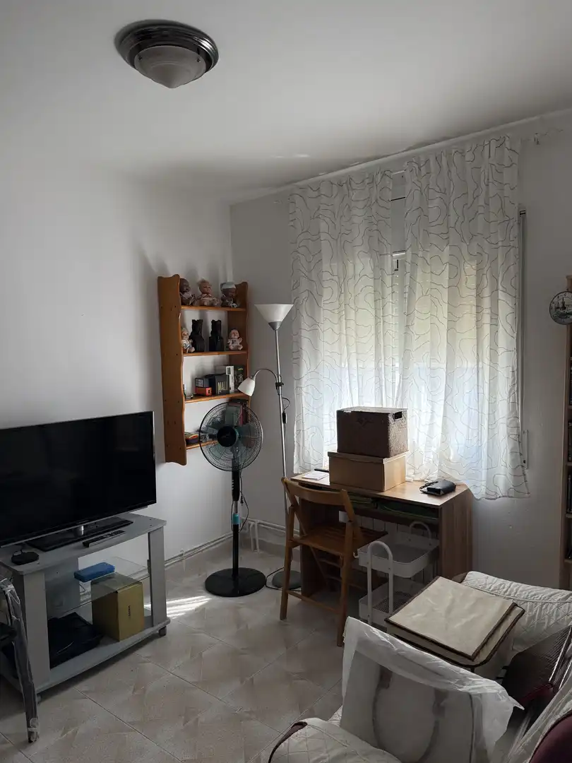 Casa o xalet en venda a Carrer de les Basses, 40, Cunit Residencial Sala d'estar de Casa o xalet en venda en Cunit amb Jardí privat, Terrassa i Moblat