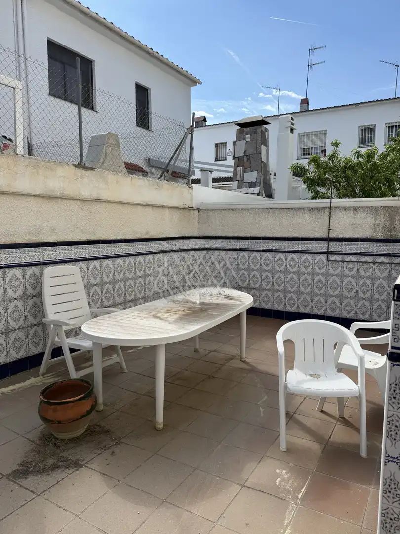 Casa o xalet en venda a Carrer de les Basses, 40, Cunit Residencial Terrassa de Casa o xalet en venda en Cunit amb Jardí privat, Terrassa i Moblat