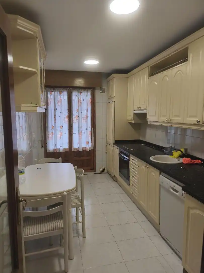 Cuina de Pis en venda en San Andrés del Rabanedo amb Aire condicionat