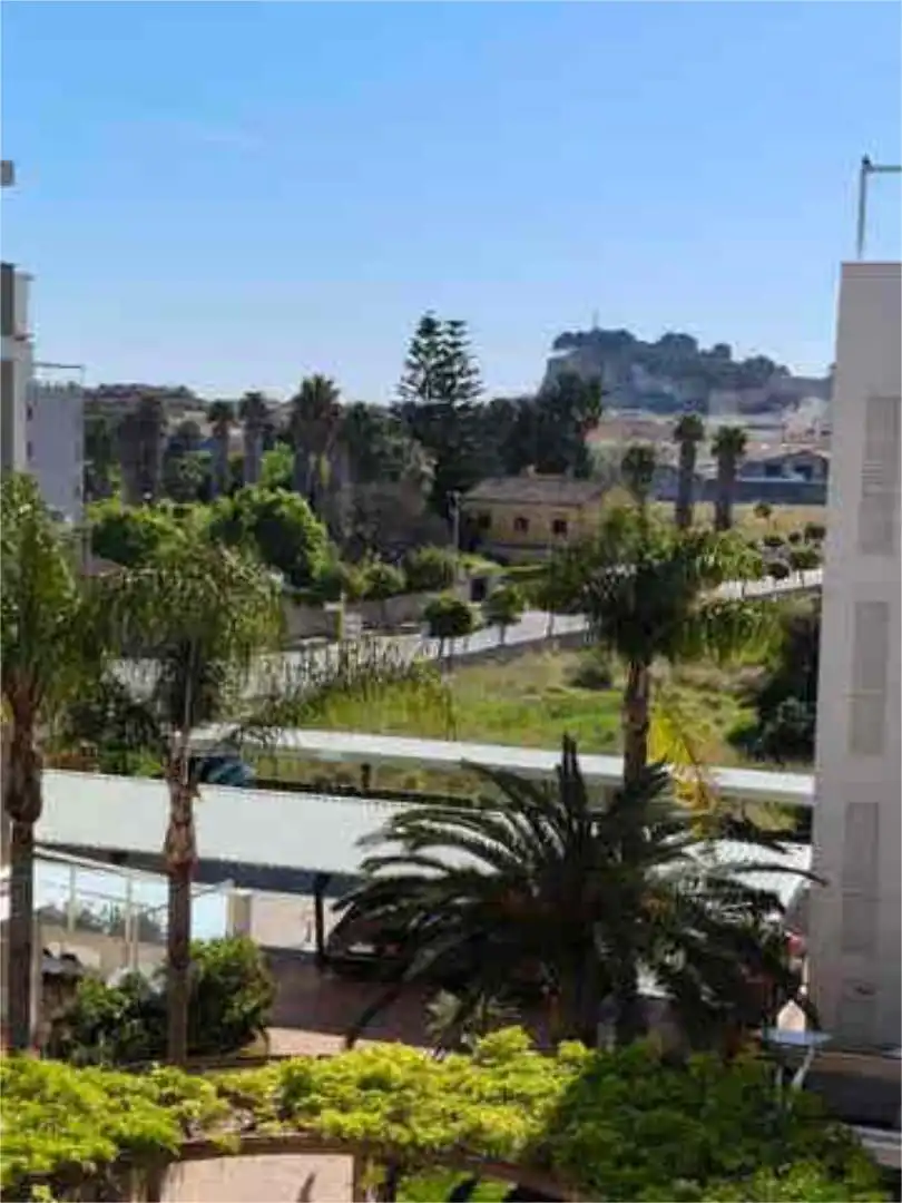 Vista exterior de Apartament de lloguer en Dénia amb Calefacció, Jardí privat i Terrassa