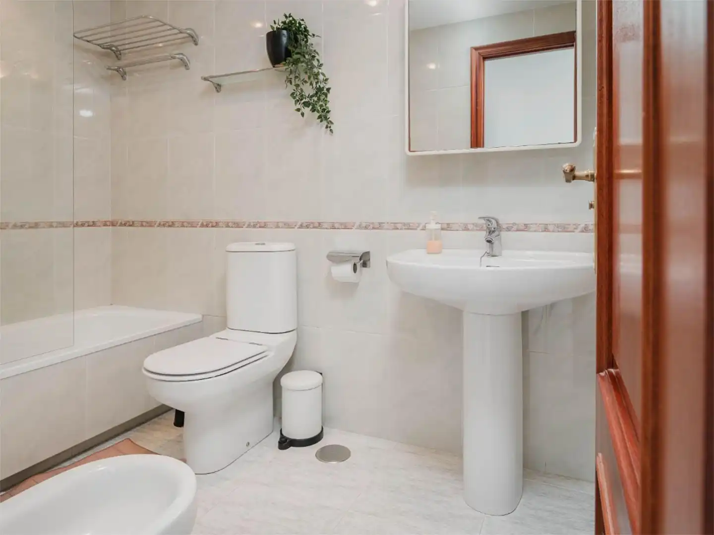 Piso de alquiler en AC-461, 48, Oroso Baño de Piso de alquiler en Oroso con Calefacción y Amueblado