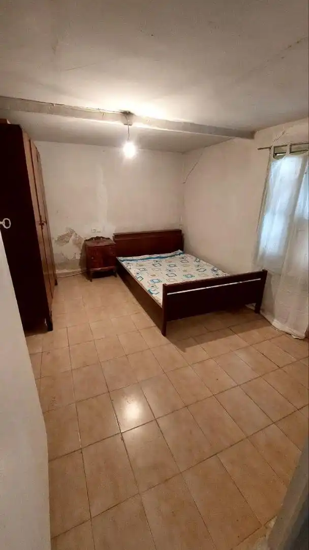 Casa o chalet en venta en Calle de la Mora, 11, Nava de la Asunción Habitación de Casa o chalet en venta en Nava de la Asunción con Jardín privado