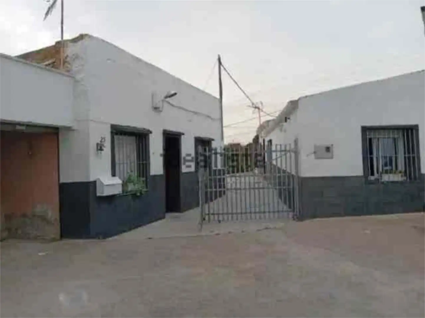 Casa o xalet en venda a Grisén Vista exterior de Casa o xalet en venda en Grisén amb Jardí privat, Terrassa i Traster