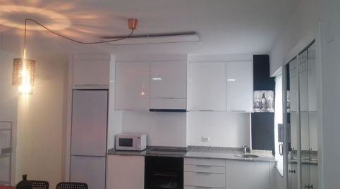 Foto 2 de Piso de alquiler en Calle González Besada, 53, Auditorio - Seminario - Parque de Invierno, Oviedo