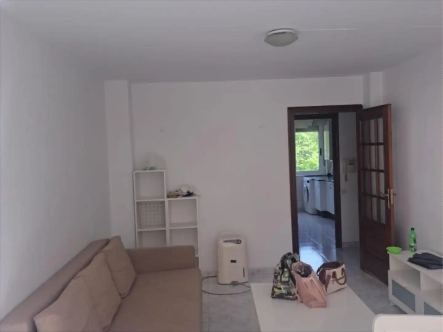 Sala de estar de Piso en venta en Santiago de Compostela  con Calefacción, Trastero y Amueblado