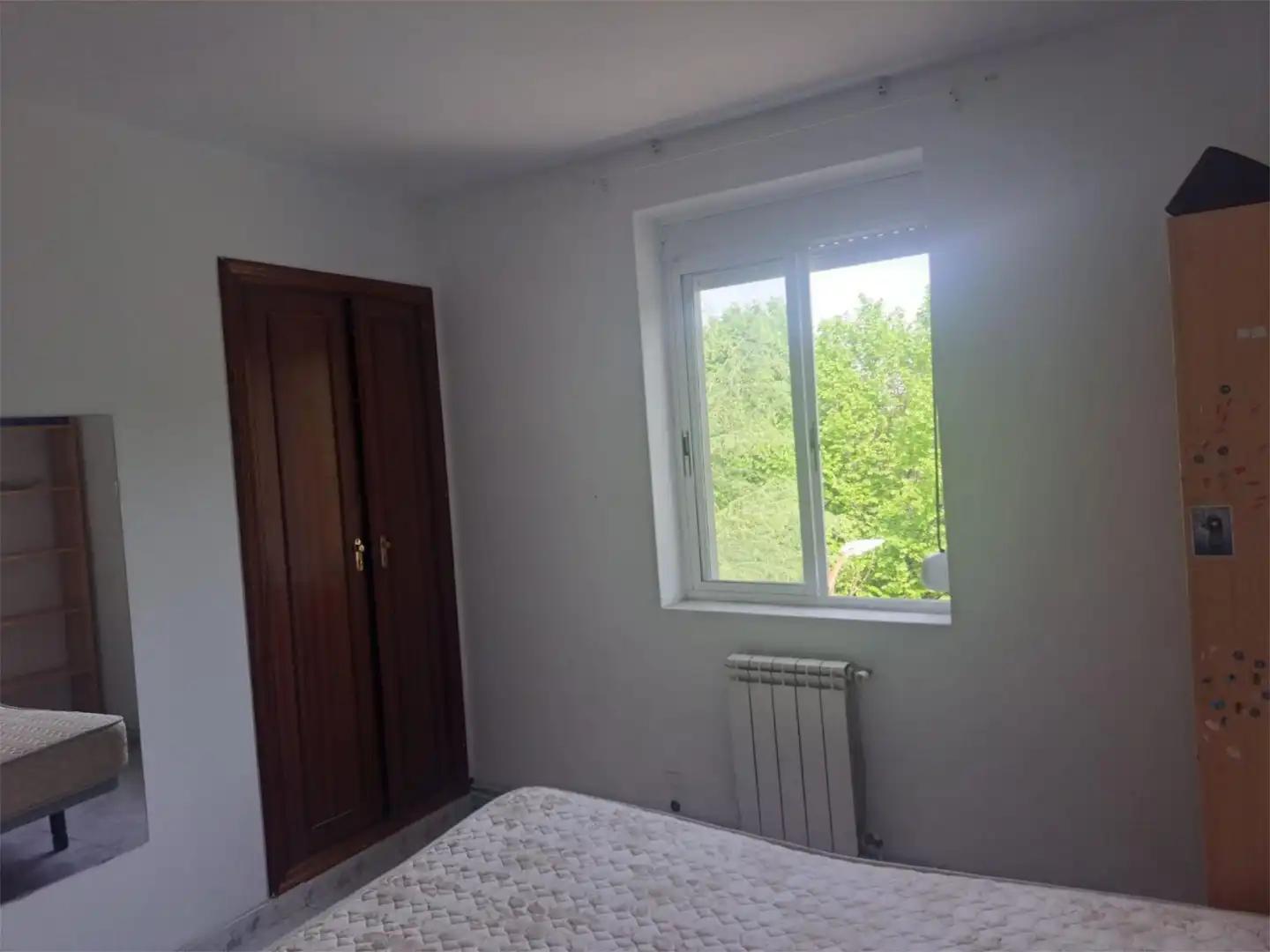 Habitación de Piso en venta en Santiago de Compostela  con Calefacción, Trastero y Amueblado