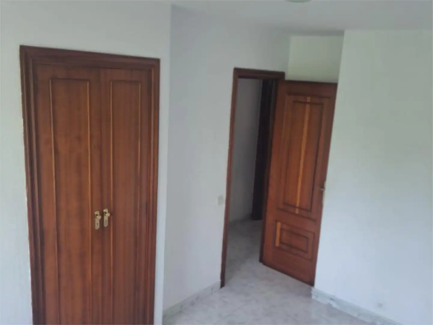 Piso en venta en Santiago de Compostela  con Calefacción, Trastero y Amueblado