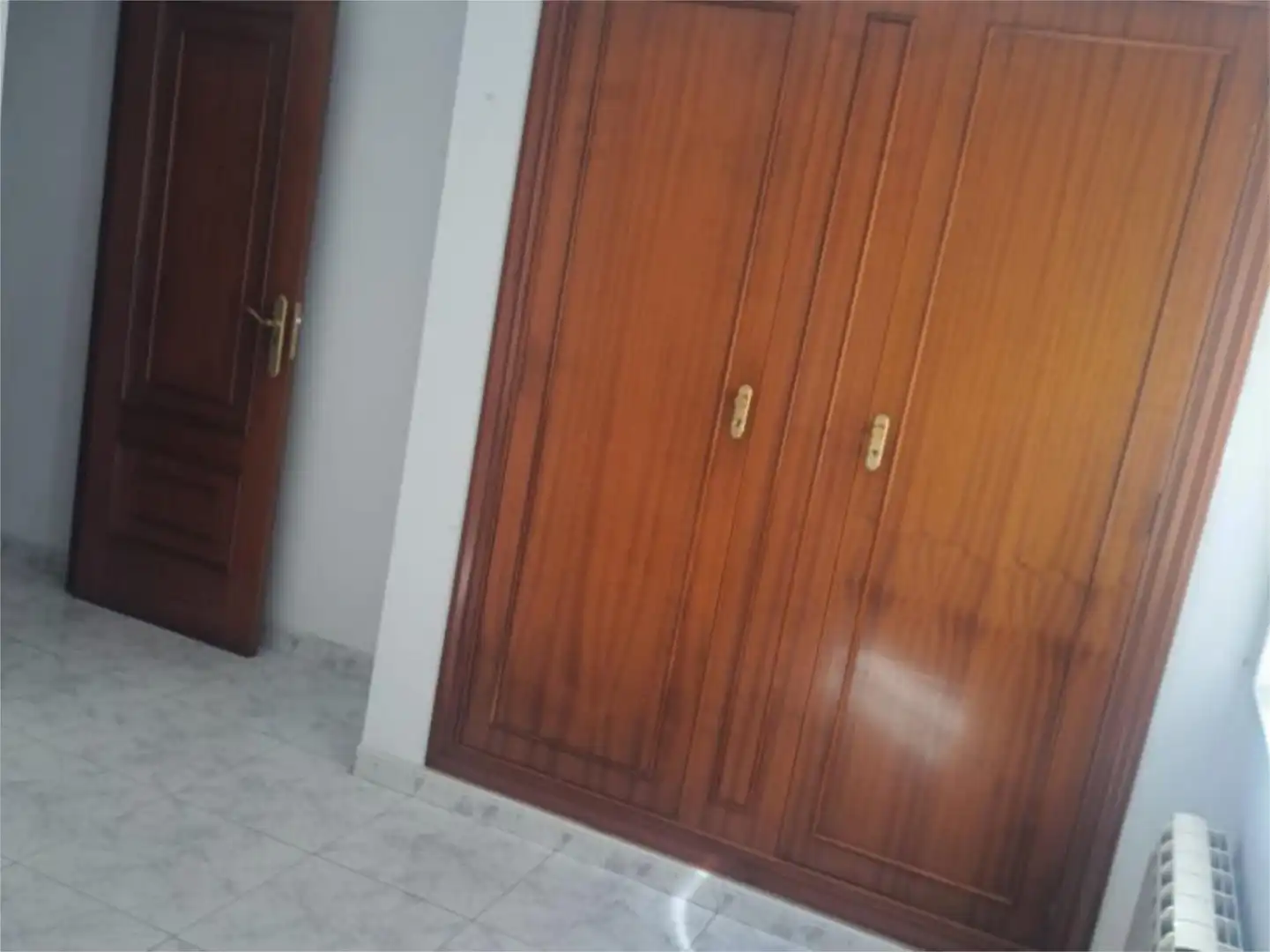 Habitación de Piso en venta en Santiago de Compostela  con Calefacción, Trastero y Amueblado