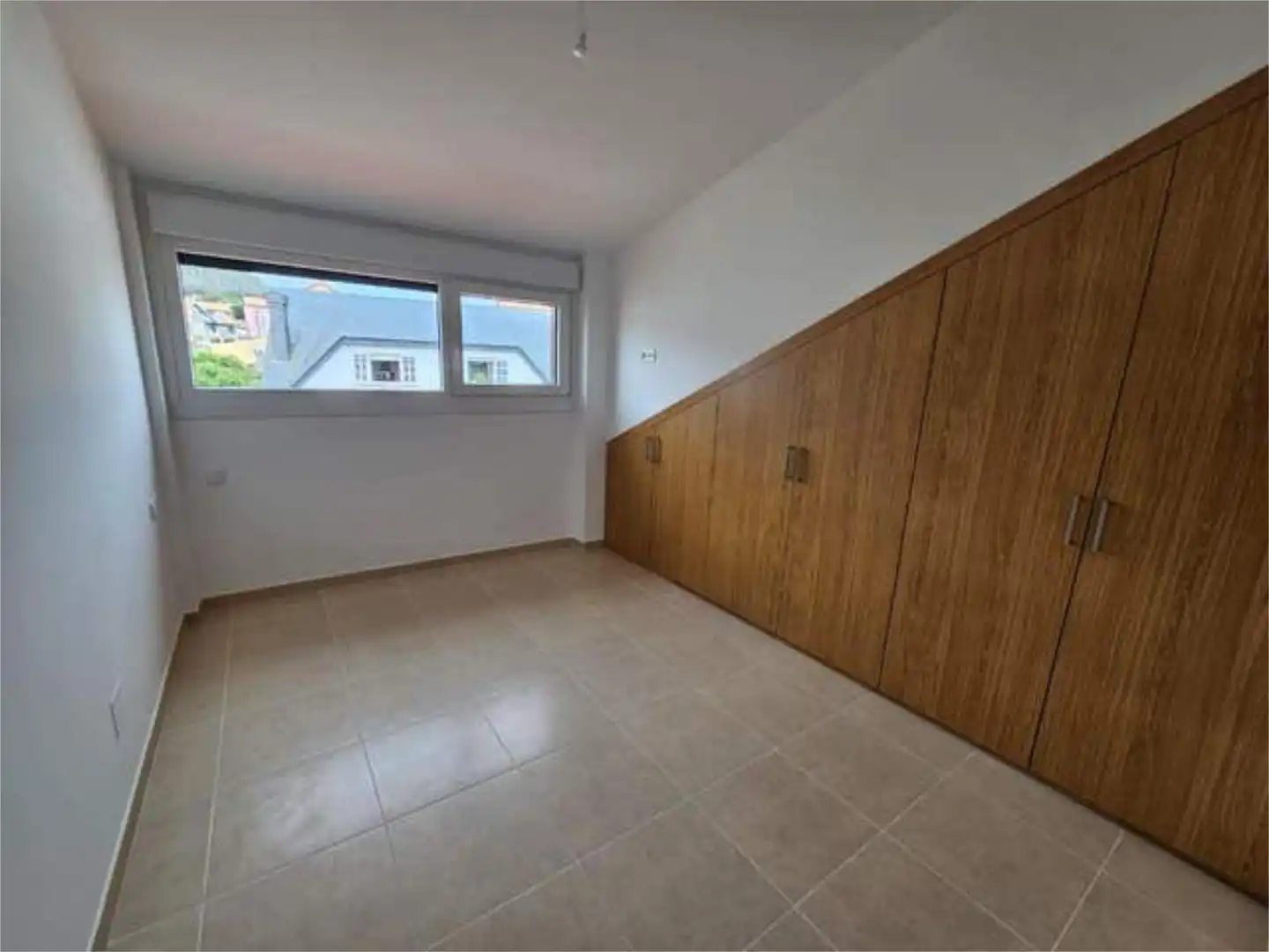 Ático en venta en Santa Uxía de Ribeira Habitación de Ático en venta en Ribeira con Jardín privado y Trastero