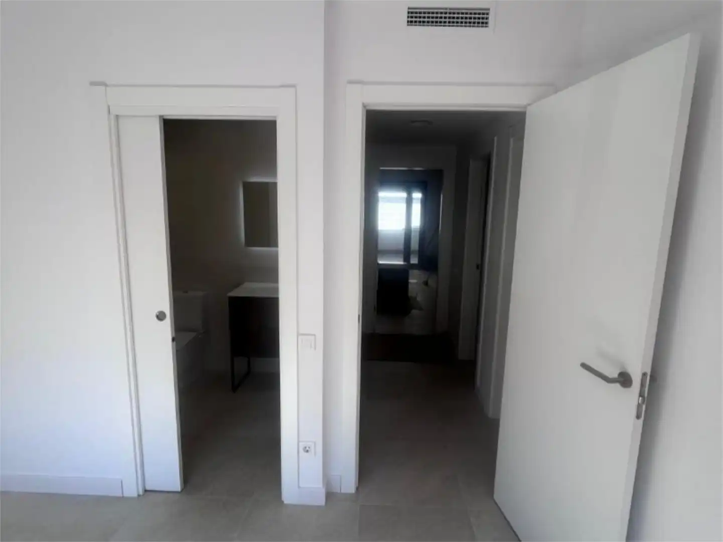 Wohnung zum Verkauf in Carrer Tomàs Rosell, 28, Llinars del Vallès Badezimmer von Wohnung zum Verkauf in Llinars del Vallès mit Klimaanlage und Terrasse