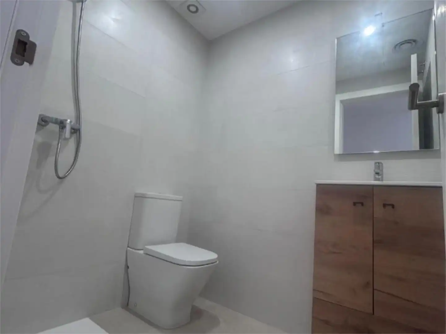 Wohnung zum Verkauf in Carrer Tomàs Rosell, 28, Llinars del Vallès Badezimmer von Wohnung zum Verkauf in Llinars del Vallès mit Klimaanlage und Terrasse