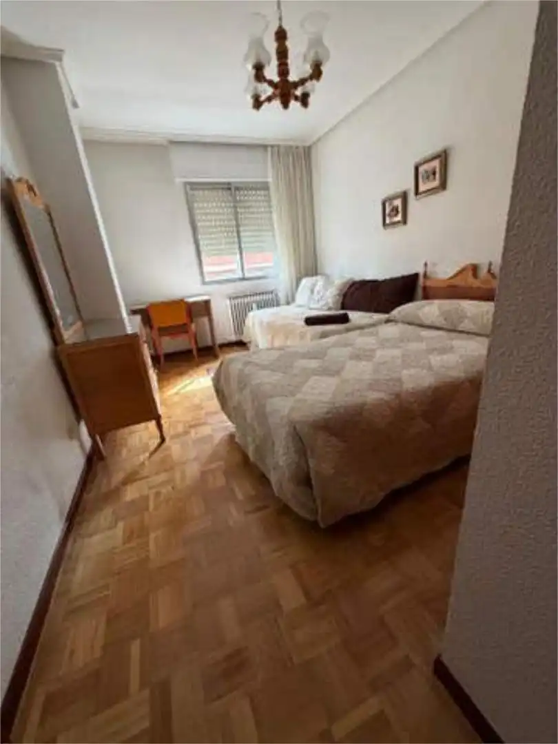 Habitación en Avenida de Madrid