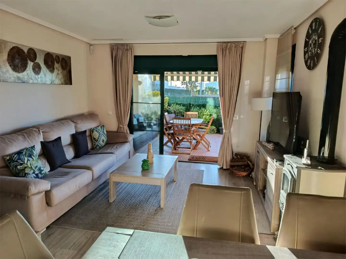 Sala de estar de Piso en venta en Finestrat con Aire acondicionado, Calefacción y Jardín privado