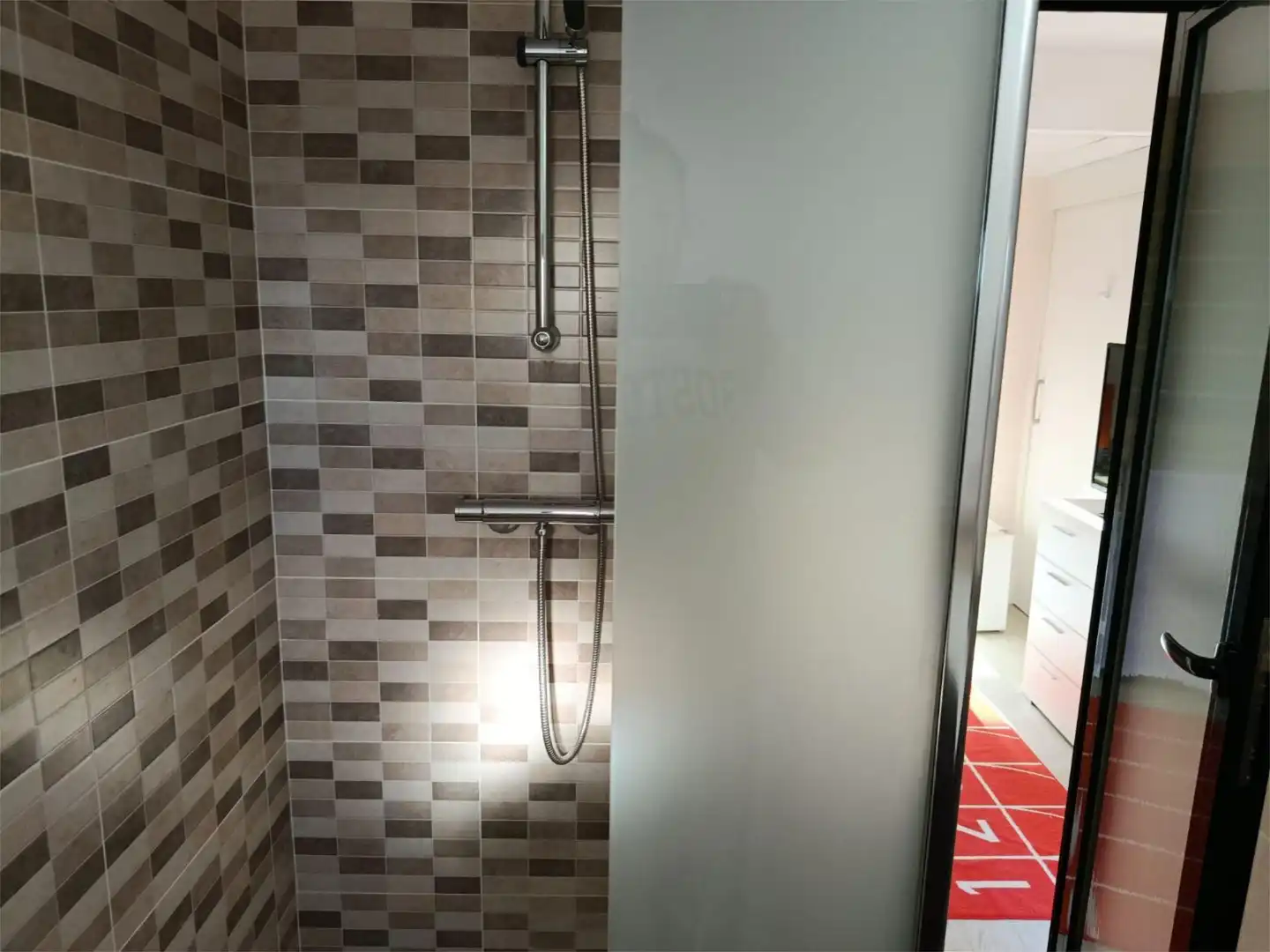 Baño de Piso en venta en Finestrat con Aire acondicionado, Calefacción y Jardín privado