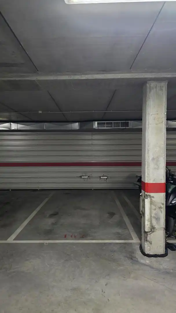 Garaje de alquiler en Calle de la Nebulosa, 22, Pilaríca - Los Santos Parking de Garaje de alquiler en Valladolid