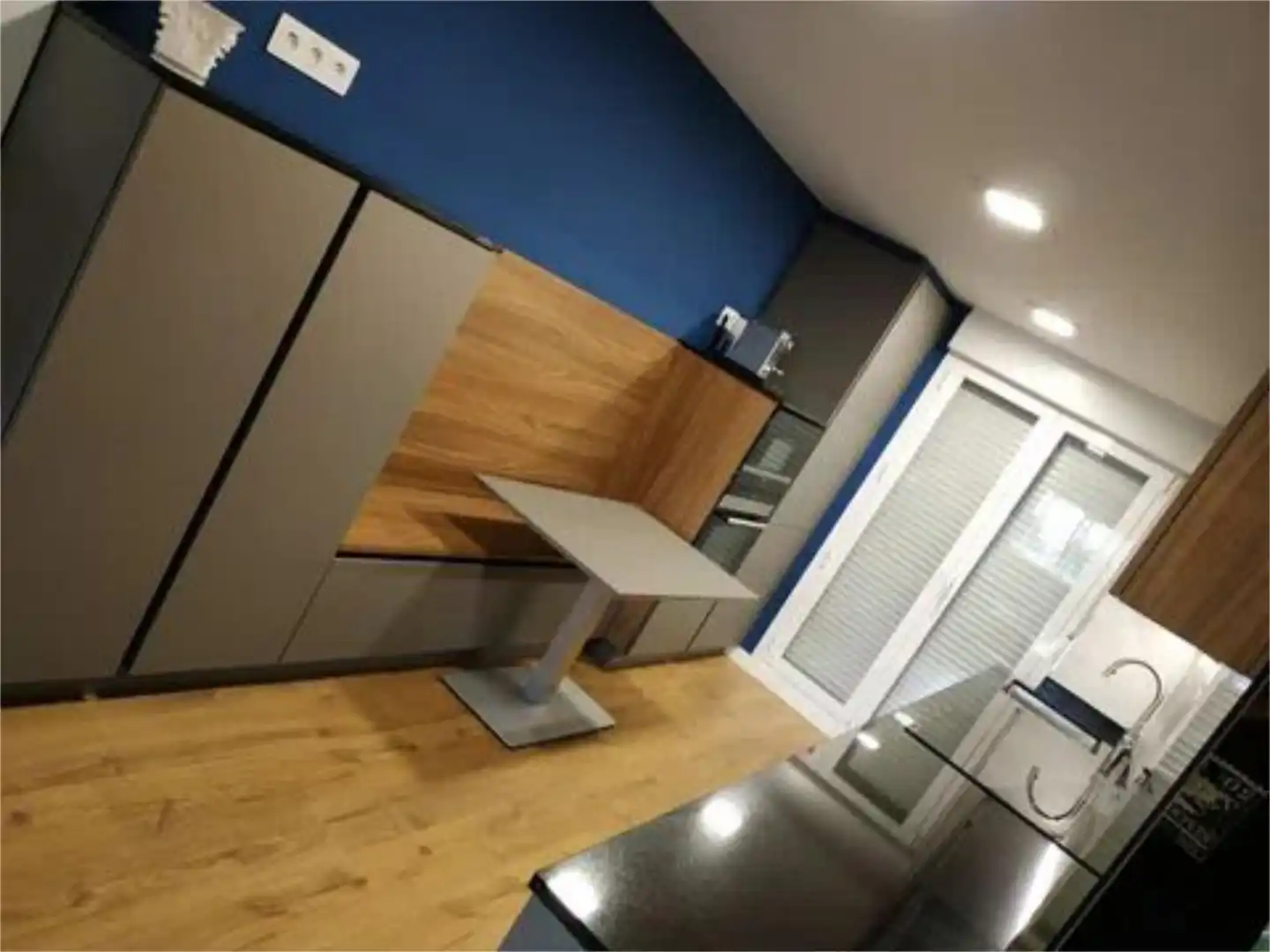 Cocina de Piso de alquiler en  Logroño con Calefacción, Parquet y Terraza