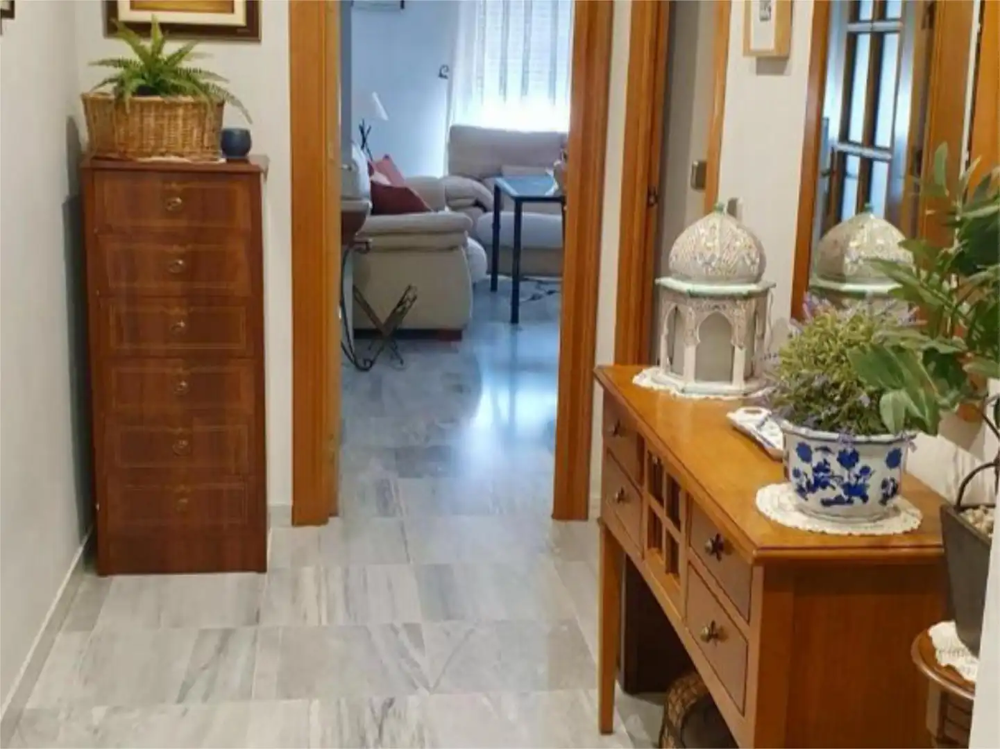 Wohnung zum Verkauf in Calle Pintor Racionero Castro, 16, Santa Rosa - Valdeolleros Wohnung zum Verkauf in Córdoba Capital mit Klimaanlage und Terrasse