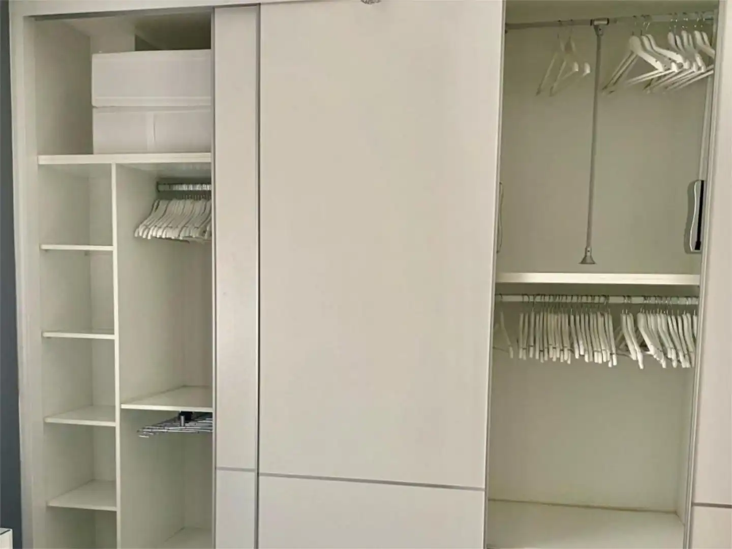 Wohnung zum Verkauf in Calle Pintor Racionero Castro, 16, Santa Rosa - Valdeolleros Schlafzimmer von Wohnung zum Verkauf in Córdoba Capital mit Klimaanlage und Terrasse