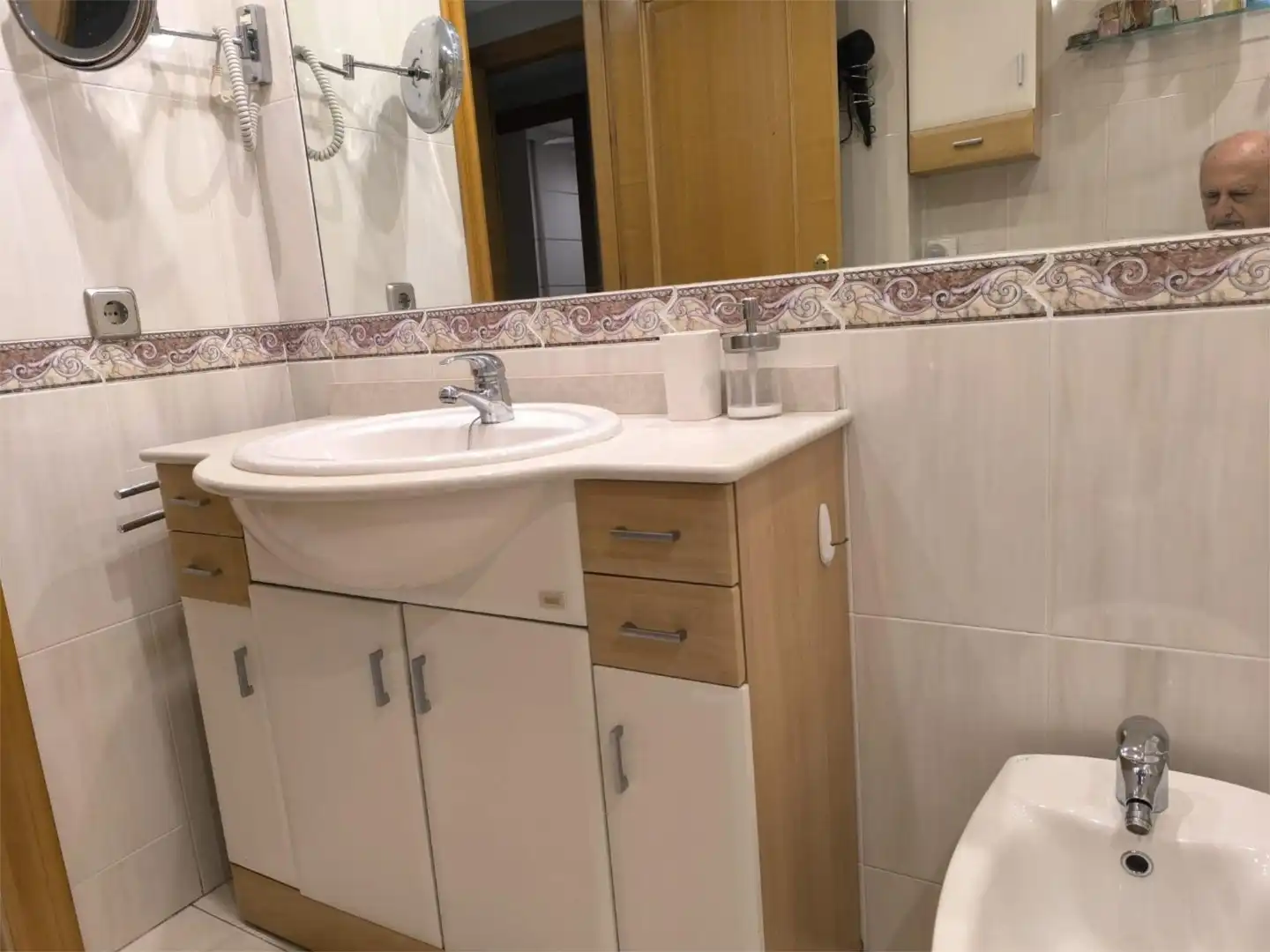 Wohnung zum Verkauf in Calle Pintor Racionero Castro, 16, Santa Rosa - Valdeolleros Badezimmer von Wohnung zum Verkauf in Córdoba Capital mit Klimaanlage und Terrasse