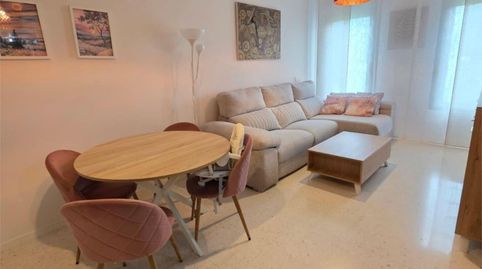 Foto 2 de Piso en venta en Calle Profesor Manuel Olivencia Ruiz, 25, Colores - Entreparques, Sevilla Capital