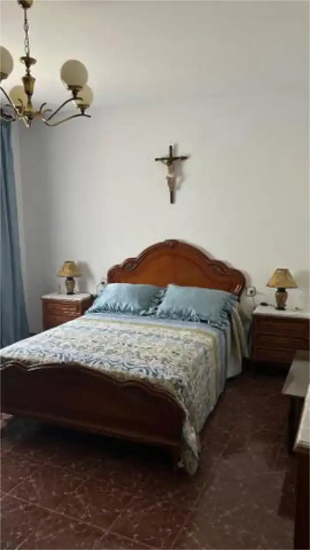 Casa o xalet en venda a Huéneja Dormitori de Casa o xalet en venda en Huéneja amb Jardí privat