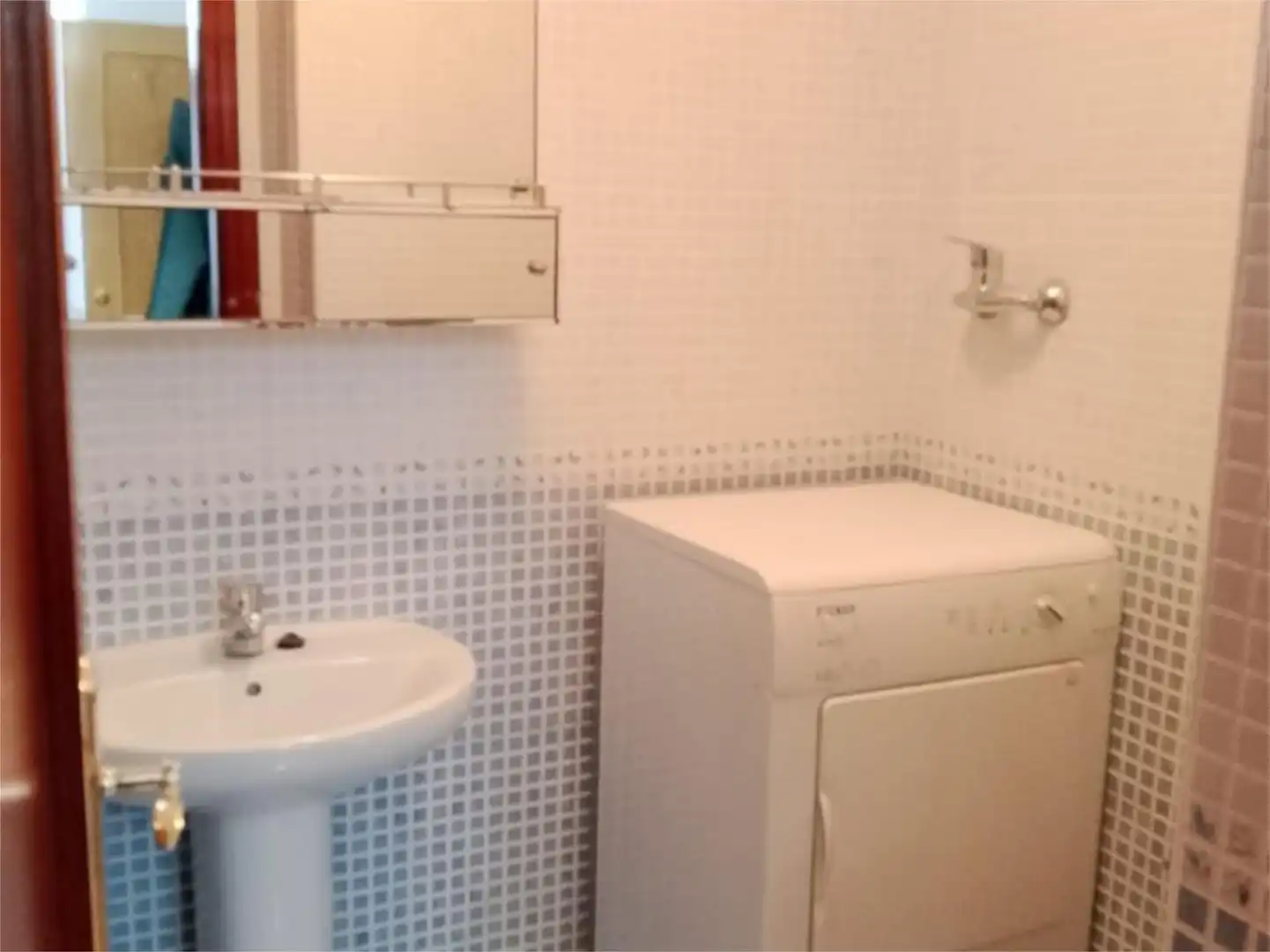 Badezimmer von Wohnung zur Miete in Talavera de la Reina mit Klimaanlage, Heizung und Abstellraum