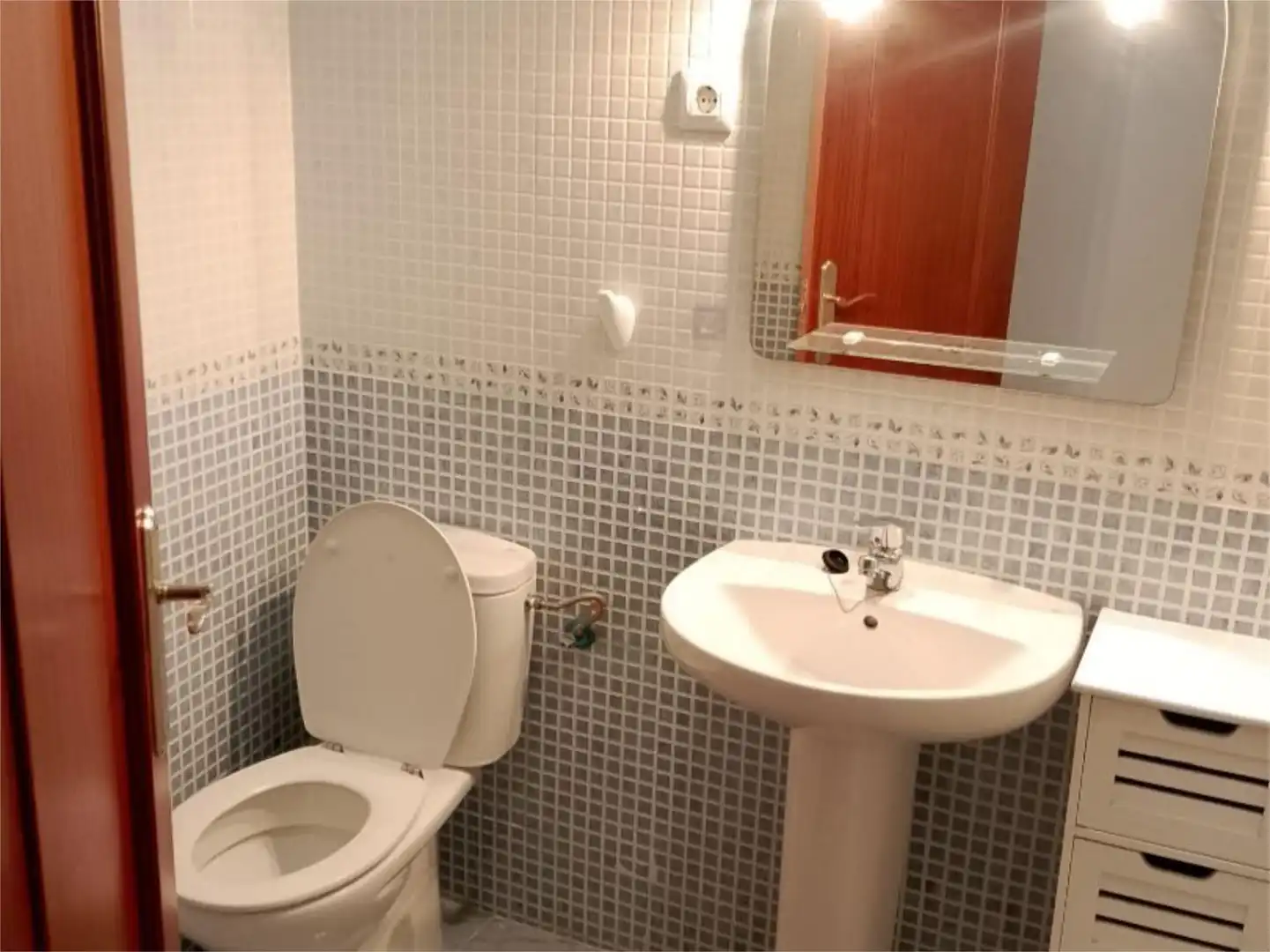 Badezimmer von Wohnung zur Miete in Talavera de la Reina mit Klimaanlage, Heizung und Abstellraum