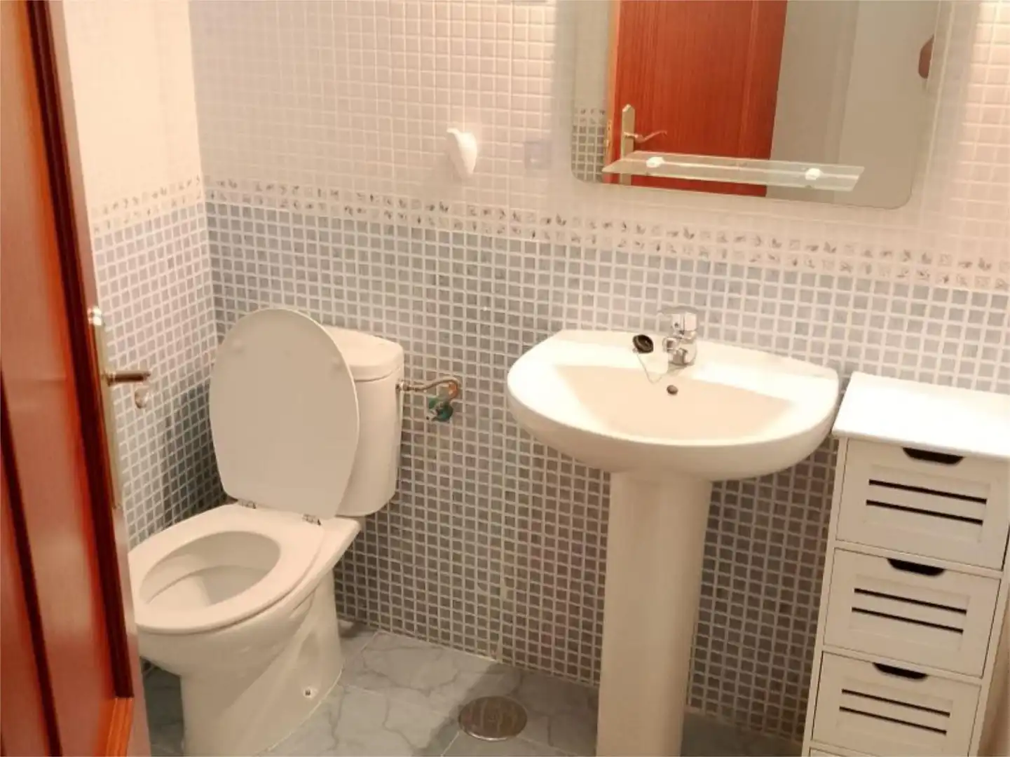 Badezimmer von Wohnung zur Miete in Talavera de la Reina mit Klimaanlage, Heizung und Abstellraum