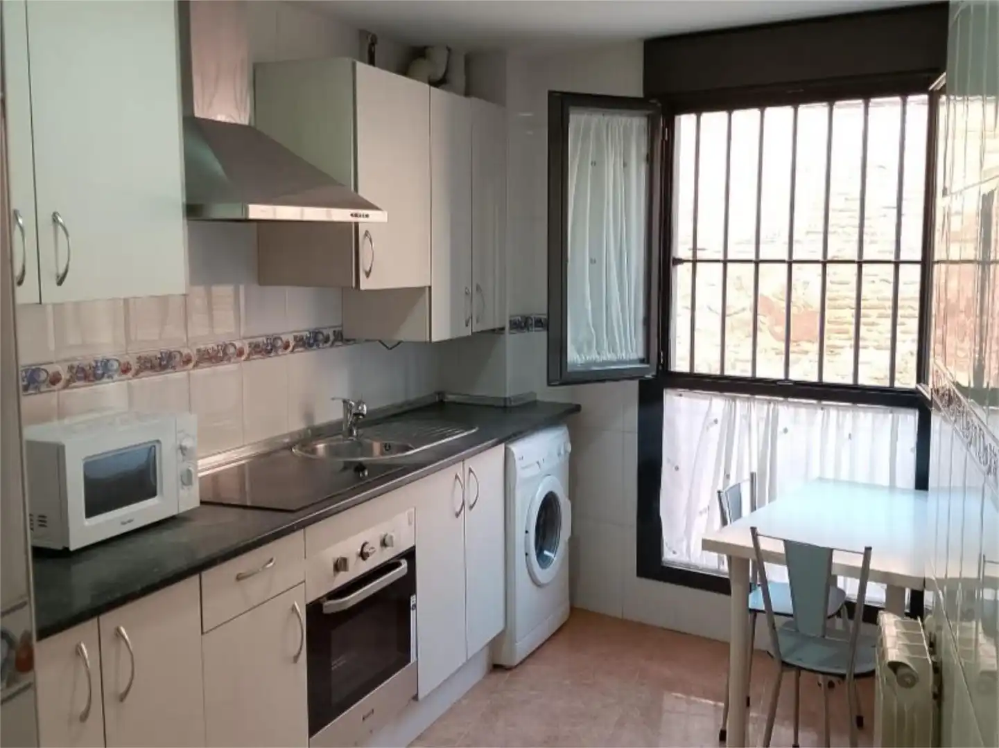 Küche von Wohnung zur Miete in Talavera de la Reina mit Klimaanlage, Heizung und Abstellraum
