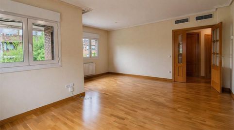 Foto 3 de Pis de lloguer a Calle Joaquín Turina, 15, Golf - El Carralero, Majadahonda