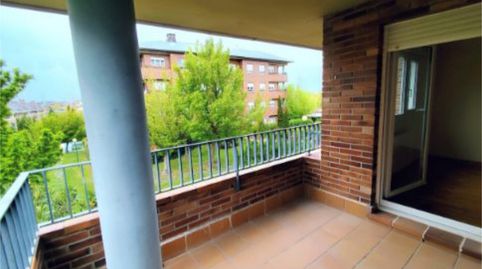 Foto 4 de Pis de lloguer a Calle Joaquín Turina, 15, Golf - El Carralero, Majadahonda