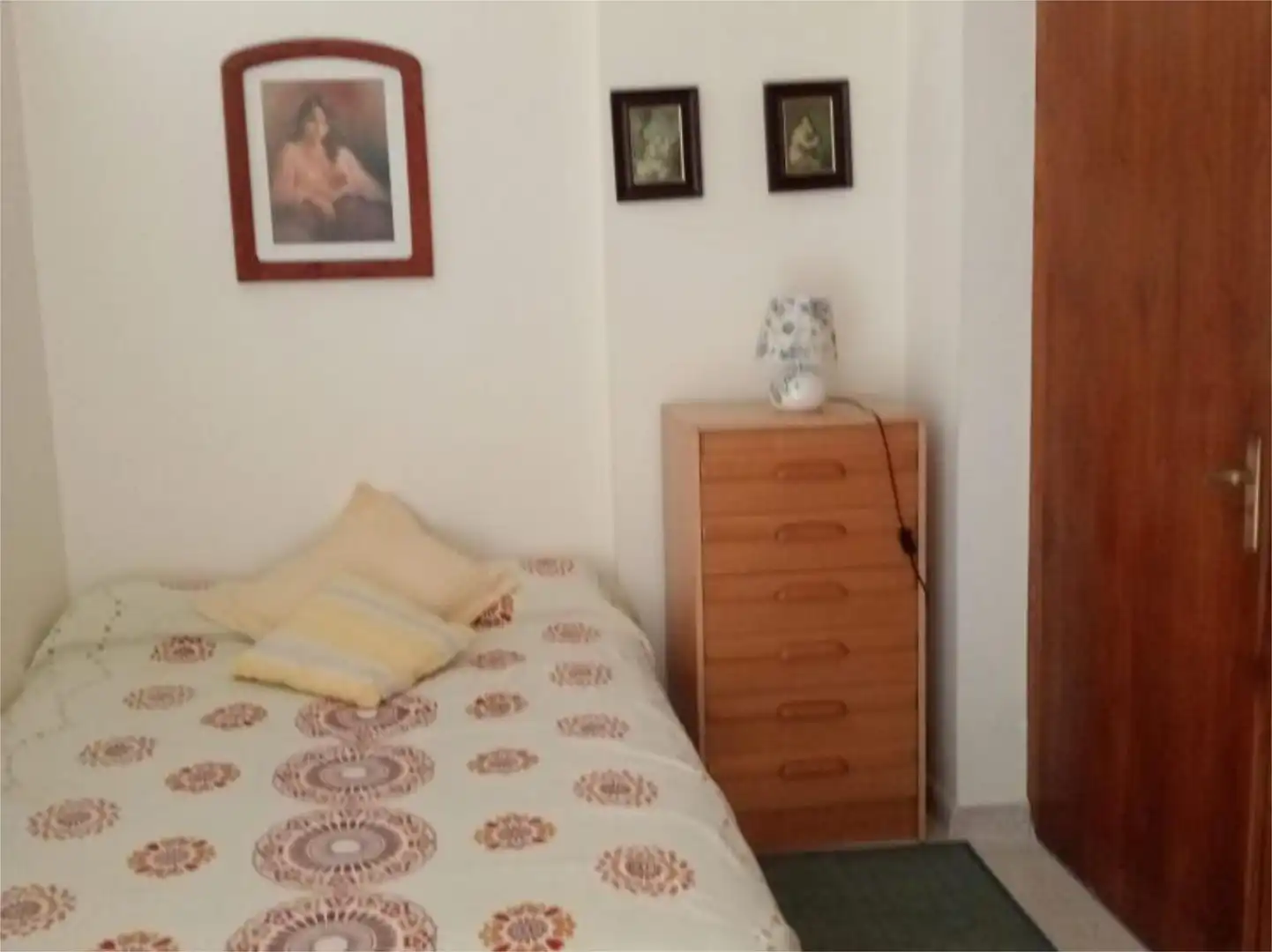 Apartament en venda a Avenida Luis Rocafort, 53, Sanxenxo pueblo Dormitori de Apartament en venda en Sanxenxo amb Piscina i Balcó